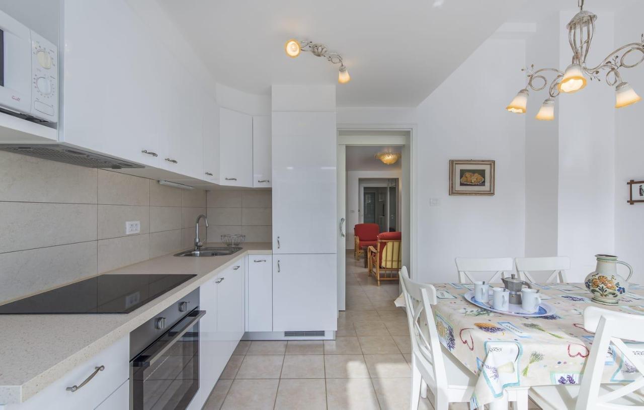 Holiday Home M&M Novigrad  Bagian luar foto