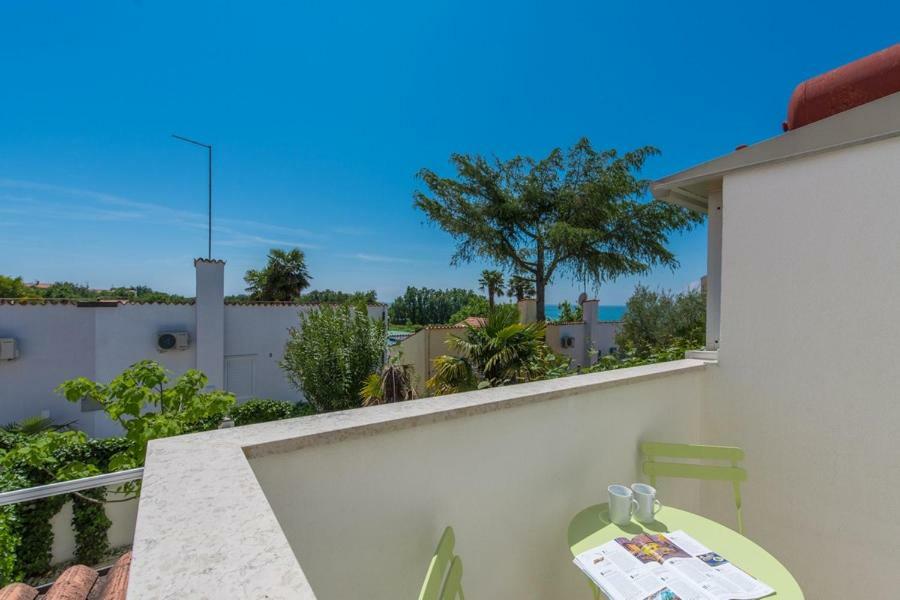 Holiday Home M&M Novigrad  Bagian luar foto
