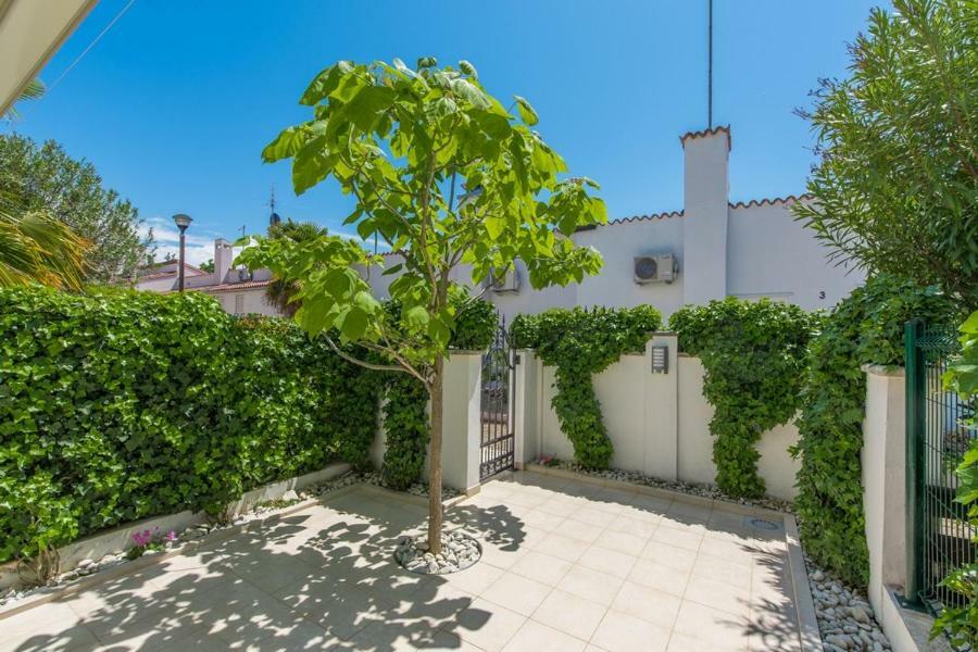Holiday Home M&M Novigrad  Bagian luar foto